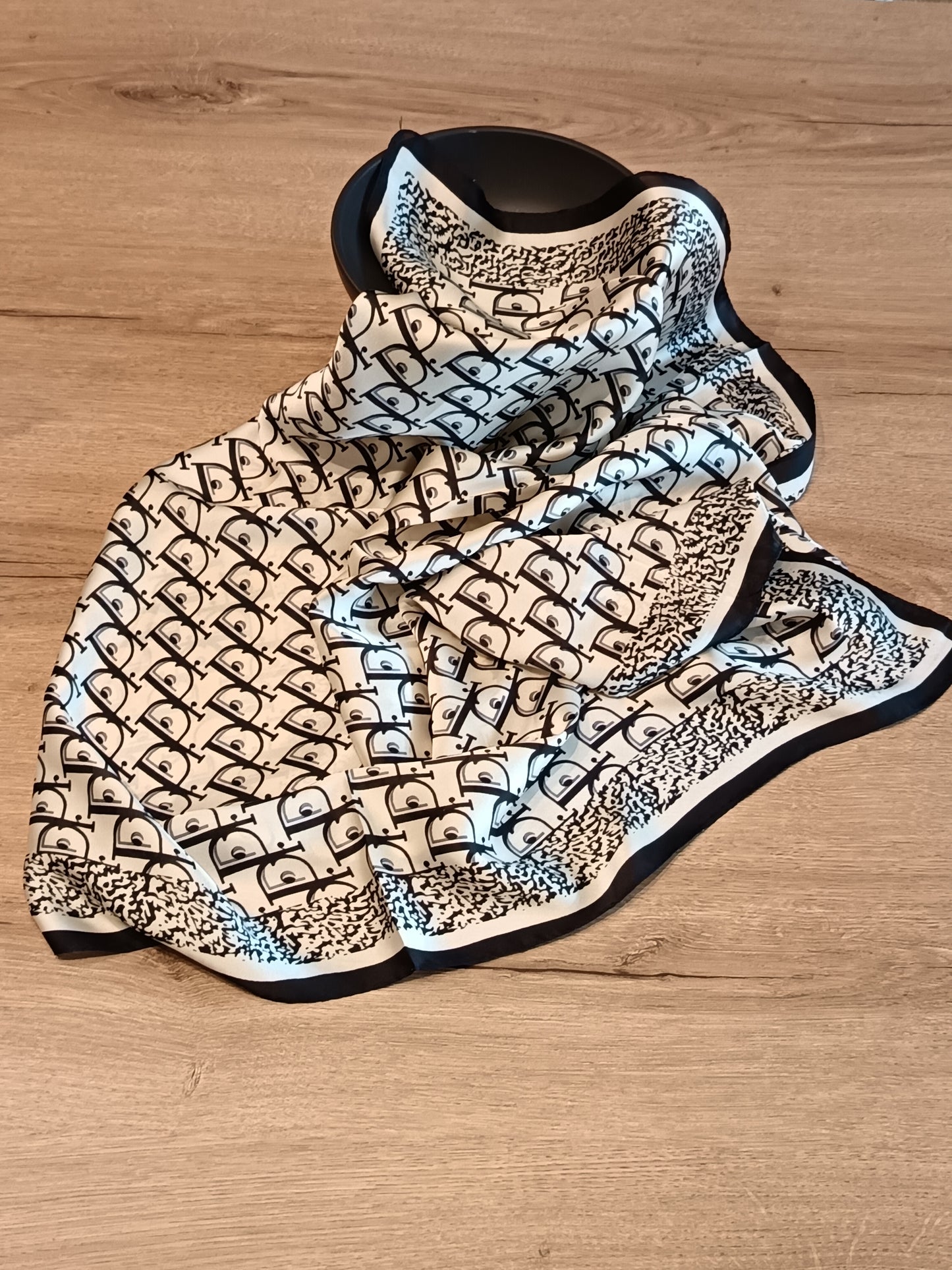 Foulard "CAMELIA"