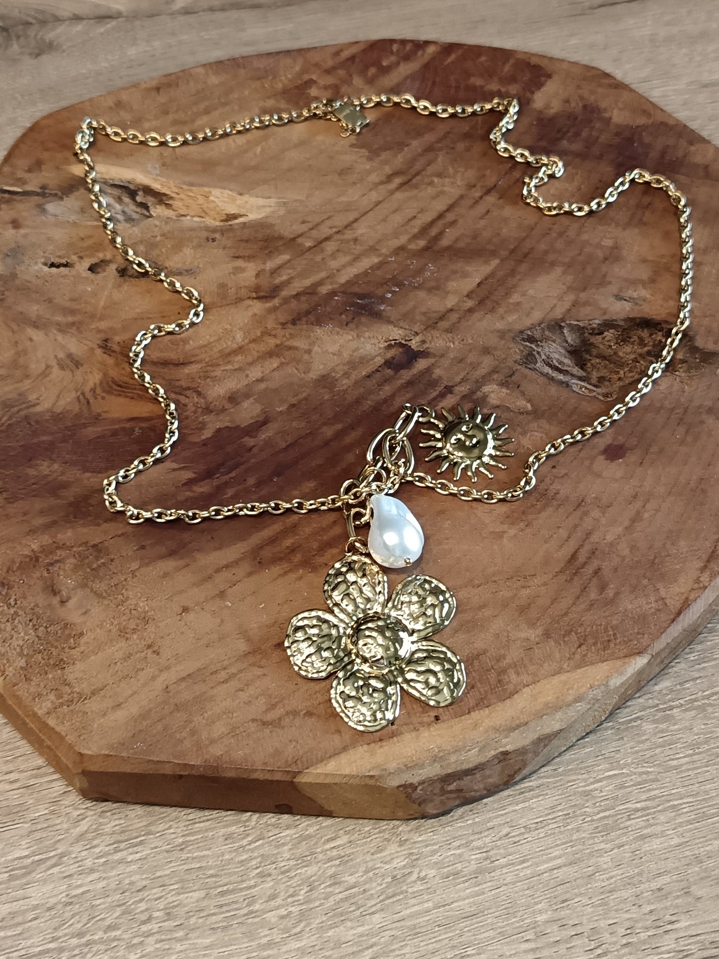 Collier "MARGHERITTE"